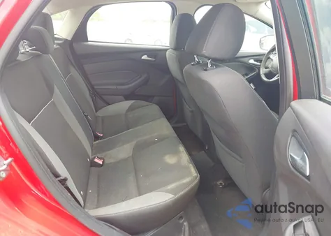 2013 Ford Focus Se z USA, uszkodzony, nr VIN 1FADP3F21DL266919